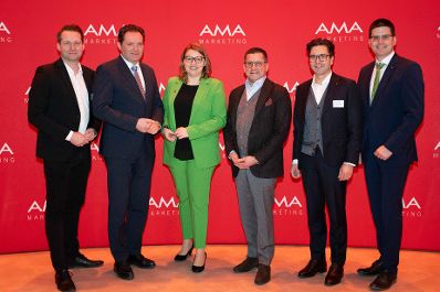 Herr Bundesminister Norbert Totschnig nahm am AMA-Forum 2025 in Wien teil und gab ein Interview auf der B&uuml;hne.