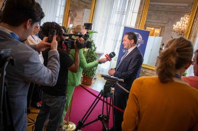 Rund 1.500 Menschen aus aller Welt besuchen den Klimagipfel, um gemeinsam an L&ouml;sungen f&uuml;r eine klimafreundliche Zukunft zu arbeiten. Etwa 40 Redner und Rednerinnen aus Politik, Wirtschaft und Gesellschaft nehmen insgesamt teil - darunter auch Herr Bundesminister Norbert Totschnig.