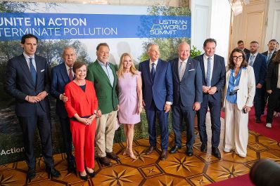 Rund 1.500 Menschen aus aller Welt besuchen den Klimagipfel, um gemeinsam an L&ouml;sungen f&uuml;r eine klimafreundliche Zukunft zu arbeiten. Etwa 40 Redner und Rednerinnen aus Politik, Wirtschaft und Gesellschaft nehmen insgesamt teil - darunter auch Herr Bundesminister Norbert Totschnig.