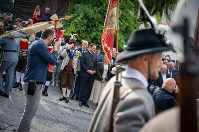 Herr Bundesminister nahm an der Er&ouml;ffnung des europ&auml;ischen Forum Alpbach teil. Erst folgte eine heilige Messe, danach ein landes&uuml;blicher Empfang.