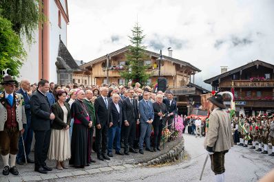 Herr Bundesminister nahm an der Er&ouml;ffnung des europ&auml;ischen Forum Alpbach teil. Erst folgte eine heilige Messe, danach ein landes&uuml;blicher Empfang.