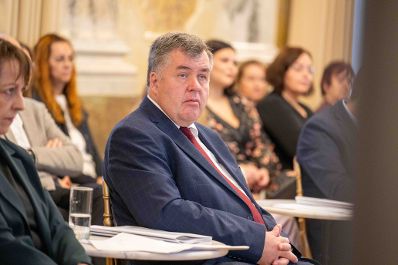 Die Abteilung EU Koordination und internationale Angelegenheiten (EUKIA) hat zur j&auml;hrlichen Attach&eacute;skonferenz im Marmorsaal des Regierungsgeb&auml;udes eingeladen. Herr Bundesminister Norbert Totschnig besuchte diese Veranstaltung.