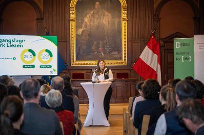 Die Bio-Enquete 2025 widmet sich den aktuellen und zuk&uuml;nftigen Herausforderungen der biologischen Landwirtschaft in &Ouml;sterreich, stellt dabei jedoch die Zukunfts- und Erfolgschancen in den Mittelpunkt.