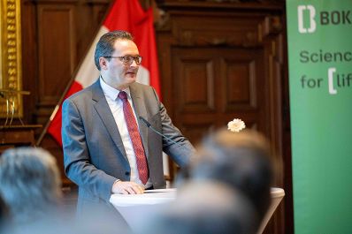 Die Bio-Enquete 2025 widmet sich den aktuellen und zuk&uuml;nftigen Herausforderungen der biologischen Landwirtschaft in &Ouml;sterreich, stellt dabei jedoch die Zukunfts- und Erfolgschancen in den Mittelpunkt.