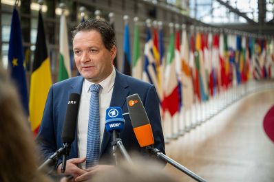 Bundesminister Norbert Totschnig beim Umweltrat in Br&uuml;ssel