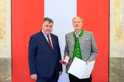 Im Marmorsaal im Regierungsgeb&auml;ude am Stubenring wurden Ehrenzeichen verliehen.