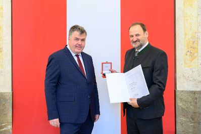 Im Marmorsaal im Regierungsgeb&auml;ude am Stubenring wurden Ehrenzeichen verliehen.
