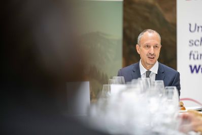 Die Green Finance Alliance ist eine Initiative des Ministeriums f&uuml;r einen nachhaltigen Finanzmarkt in &Ouml;sterreich. Mitglieder sind &ouml;sterreichische Finanzunternehmen, die sich freiwillig dazu verpflichten, ihr Kerngesch&auml;ft bis 2050 klimaneutral zu gestalten.