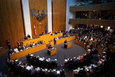 Herr Bundesminister Norbert Totschnig nahm an der 1. Nationalratssitzung der neuen Bundesregierung teil.