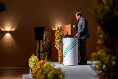 Herr Bundesminister Norbert Totschnig besuchte die Rieder Messe. Beginn war die offizielle Er&ouml;ffnung und es folgte ein Rundgang mit Bundeskanzler Christian Stocker.