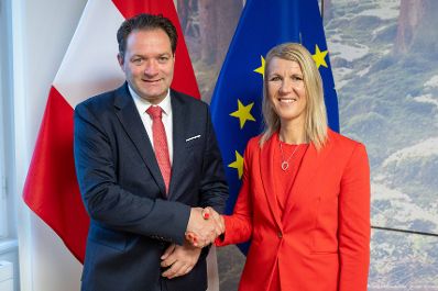 Sari Multala, Ministerin f&uuml;r Umwelt und Klimawandel der Republik Finnland, besuchte Herrn Bundesminister Norbert Totschnig im Regierungsgeb&auml;ude am Stubenring.