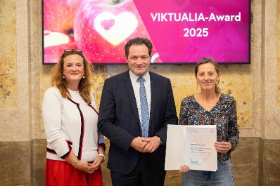 Bereits zum 6. Mal wird der VIKTUALIA-Award f&uuml;r herausragende Projekte und Ideen gegen Lebensmittelverschwendung verliehen. Herr Bundesminister Norbert Totschnig zeichnete die Gewinner-Projekte Im Marmorsaal des Regierungsgeb&auml;udes aus.