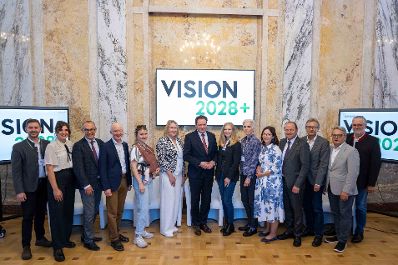 Im September 2024 startete die VISION 2028+ in die Umsetzung. Anfang September 2025, knapp ein Jahr sp&auml;ter, wurde im Festsaal des Bundesministeriums f&uuml;r Land- und Forstwirtschaft, Klima- und Umweltschutz, Regionen und Wasserwirtschaft gemeinsam mit Bundesminister Norbert Totschnig Bilanz gezogen.
