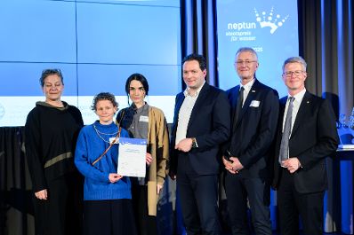 Der Neptun Staatspreis f&uuml;r Wasser ist der &ouml;sterreichische Umwelt- und Innovationspreis zu Themen rund ums Wasser. Am 20. M&auml;rz zeichnete Bundesminister Norbert Totschnig die Preistr&auml;gerinnen und Preistr&auml;ger aus. Im Bild: WasserKREATIV Platz 3 &ndash; ACCESS (Wassergl&auml;ser / mischer&rsquo;traxler studio)