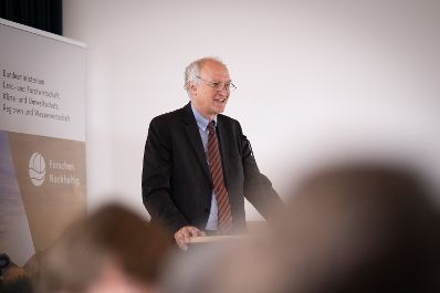 Die Forschungsprogramme des BMLUK standen im Fokus des diesj&auml;hrigen Tages der Ressortforschung am 5. Mai 2025. Unter dem Motto &bdquo;Forschung wirkt!&ldquo; wurde der Bogen von den aktuellen Herausforderungen in die Zukunft der Ressortforschung gespannt.
