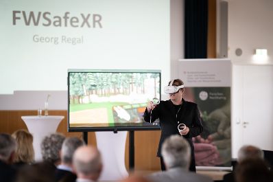 Die Forschungsprogramme des BMLUK standen im Fokus des diesj&auml;hrigen Tages der Ressortforschung am 5. Mai 2025. Unter dem Motto &bdquo;Forschung wirkt!&ldquo; wurde der Bogen von den aktuellen Herausforderungen in die Zukunft der Ressortforschung gespannt.