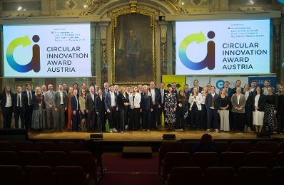 Der Circular Innovation Award Austria zeichnet Gro&szlig;unternehmen, KMU, Startups und sektor&uuml;bergreifende Kooperationen aus, die zirkul&auml;re Wertsch&ouml;pfung in &Ouml;sterreich erfolgreich umsetzen.