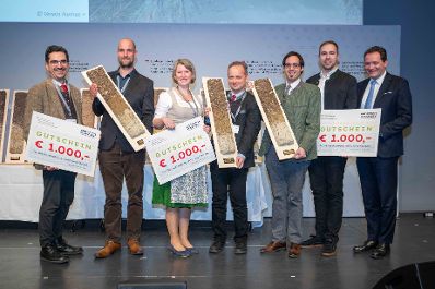Bodenschutz als Zukunftsaufgabe: Bundesminister Norbert Totschnig zeichnete im Rahmen des ERDREICH-Preis 2026 Pionierprojekte aus.