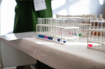 Bundesminister Norbert Totschnig besuchte im Rahmen der Langen Nacht der Forschung die beiden Standorte des BMLUK.