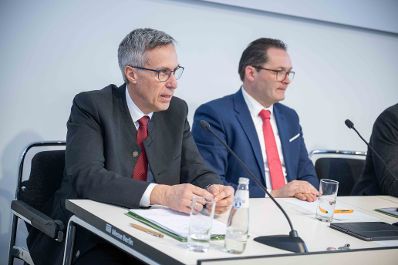 Im Rahmen der Internationalen Gr&uuml;nen Woche in Berlin setzen Landwirtschaftsminister Norbert Totschnig, Landwirtschaftskammer &Ouml;sterreich-Pr&auml;sident Josef Moosbrugger und der Obmann des Landwirtschaftsausschusses, Georg Strasser, ein klares Zeichen f&uuml;r die Sicherung des Standorts &Ouml;sterreich und die Wettbewerbsf&auml;higkeit der europ&auml;ischen Landwirtschaft.