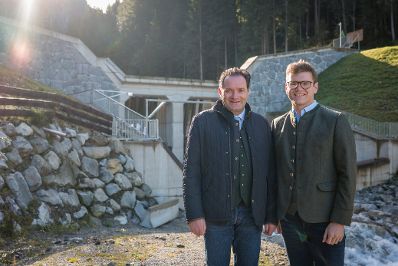 Pressekonferenz und Fachbesichtigung Geschiebemonitoringstation Habach im Pinzgau Land Salzburg im Bild: Landesrat Maxmilian Aigner &amp; Bundesminister Norbert Totschnig Foto: Land Salzburg/LR Aigner/Christian Leopold 16.10.2026