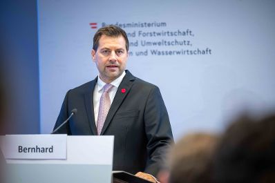 Bei der Pressekonferenz im Regierungsgeb&auml;ude am Stubenring wurde das Klimagesetz vorgestellt
