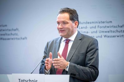 Bei der Pressekonferenz im Regierungsgeb&auml;ude am Stubenring wurde das Klimagesetz vorgestellt