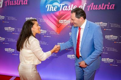 Im Rahmen des Eurovision Song Contest lud Bundesminister Norbert Totschnig zum Side-Event &bdquo;The Sound of Europe, the Taste of Austria&ldquo; ins Landwirtschaftsministerium am Stubenring internationale G&auml;ste sowie Delegationen der teilnehmenden Nationen ein.