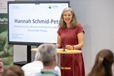Unter dem Motto &bdquo;Forschung, die ankommt&ldquo; diskutierten Expertinnen und Experten aus Wissenschaft, Verwaltung, Medien und Praxis in der Wiener Urania &uuml;ber die Bedeutung von Wissenschaftskommunikation, Wissenstransfer und den Dialog mit der Gesellschaft.