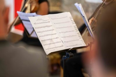 Herr Bundesminister Totschnig bei der Verleihung des Berufstitel "&Ouml;konomierat" im Marmorsaal des Regierungsgeb&auml;udes am Stubenring.