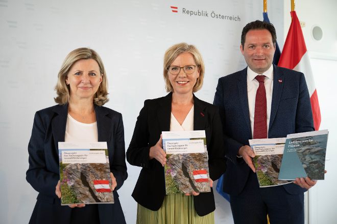 Pressekonferenz zu 30 Jahre Umweltförderungsgesetz
