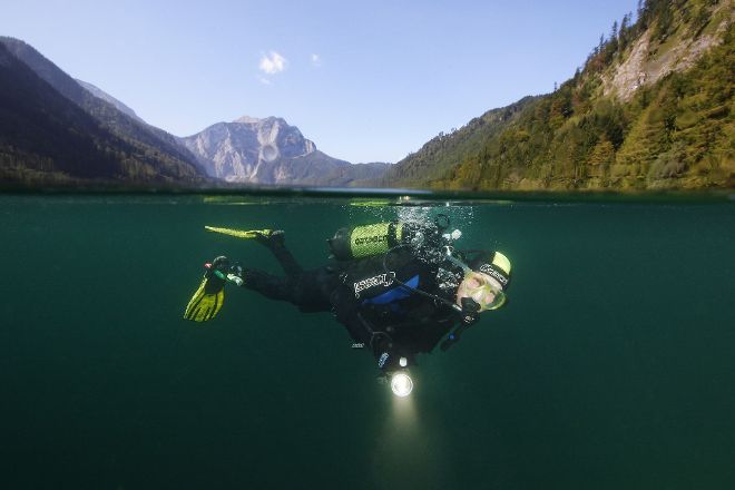 Taucher im Wasser
